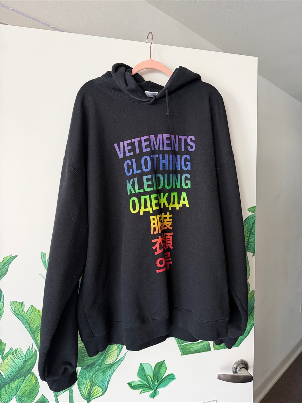 VETEMENTS UNISEX Black Hoodie with Multicolor Vertical Text CLOTHING size L